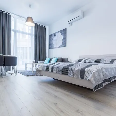 Apartment Friendly Studio - Regiposta Utca 11. *